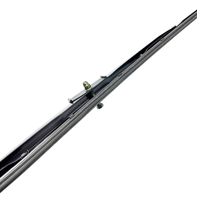 MC-FRWB-47 لشفرة ممسحة بإطار 700